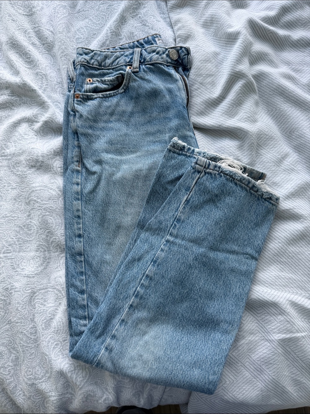 Straight Light Blue Women’s Jeans